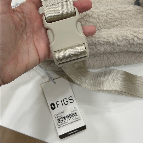 NWT - FIGS Belt Bag / Crossbody Bag - Picture 5 of 10
